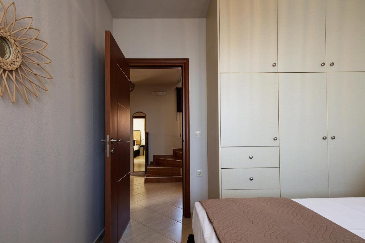 Villa Nero Kokkini Hani Esterno foto